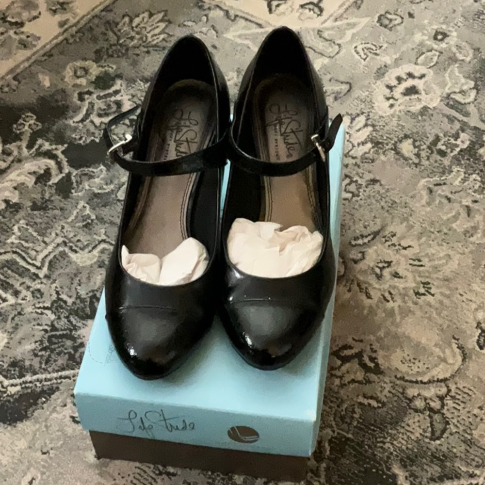 Life stride heels 7.5
